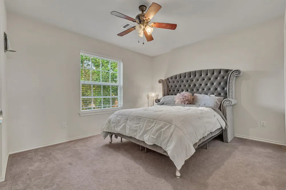 1353 Beechwood Drive Kyle, TX 78640