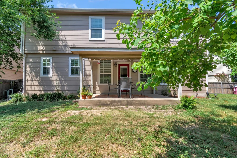 1353 Beechwood Drive Kyle, TX 78640