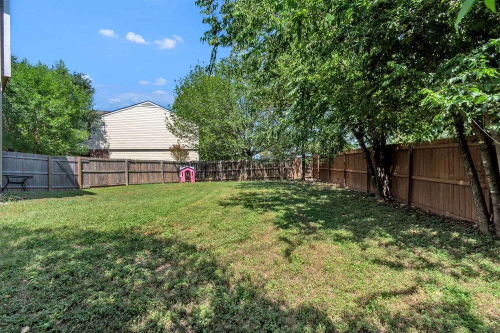 1353 Beechwood Drive Kyle, TX 78640