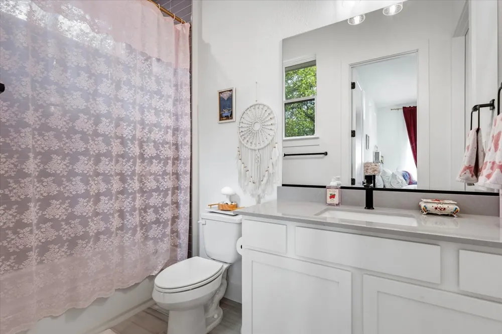 101 Onion Creek Lane Driftwood, TX 78619