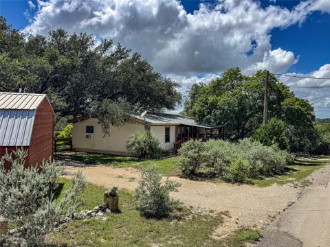 1092 Willow Drive