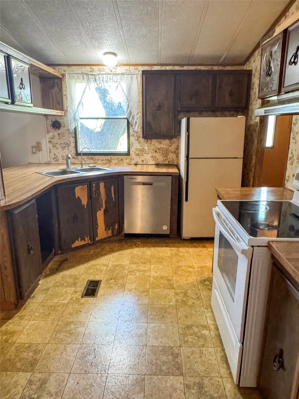 1092 Willow Drive Canyon Lake, TX 78133