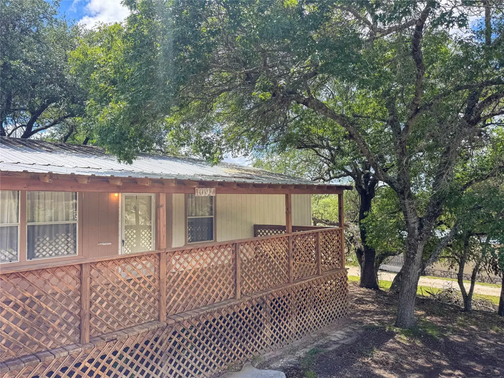 1092 Willow Drive Canyon Lake, TX 78133