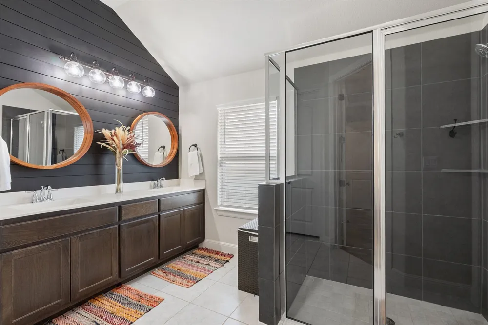 396 Gunnison Way Kyle, TX 78640