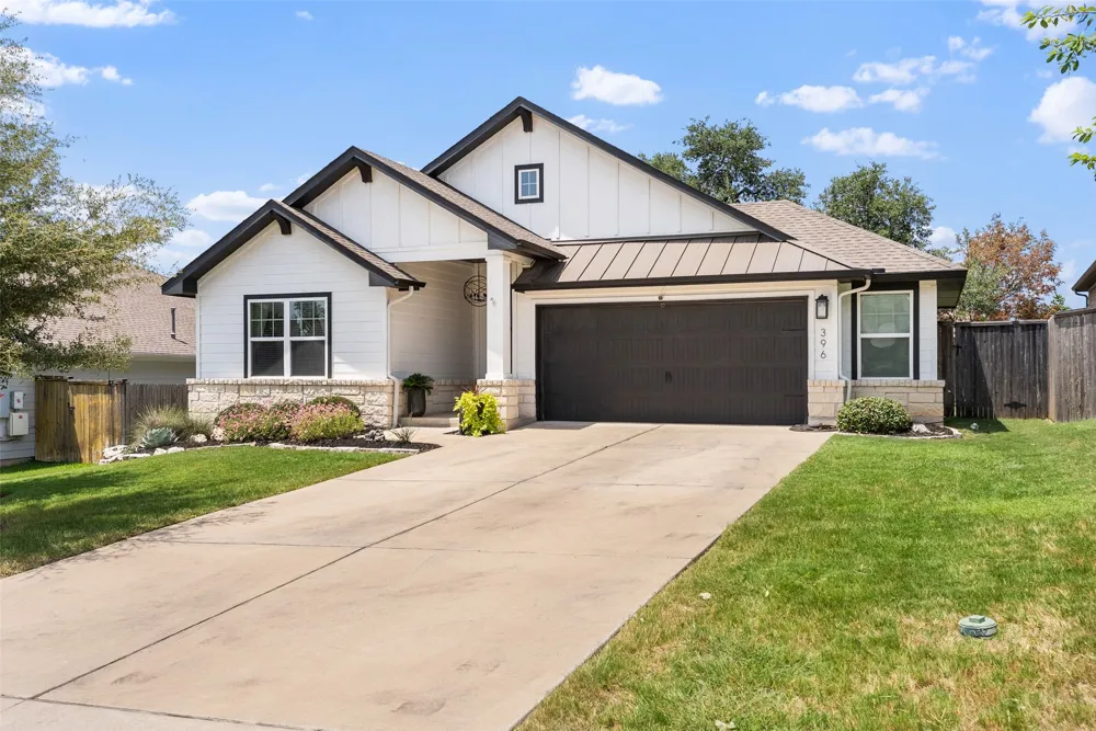396 Gunnison Way Kyle, TX 78640