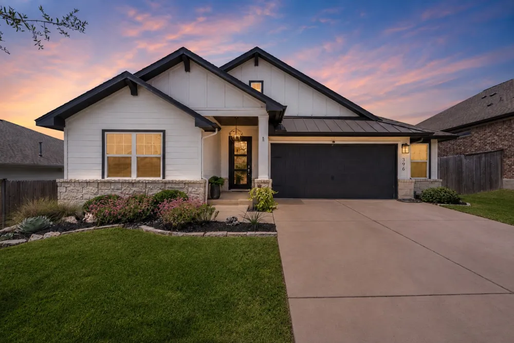 396 Gunnison Way Kyle, TX 78640