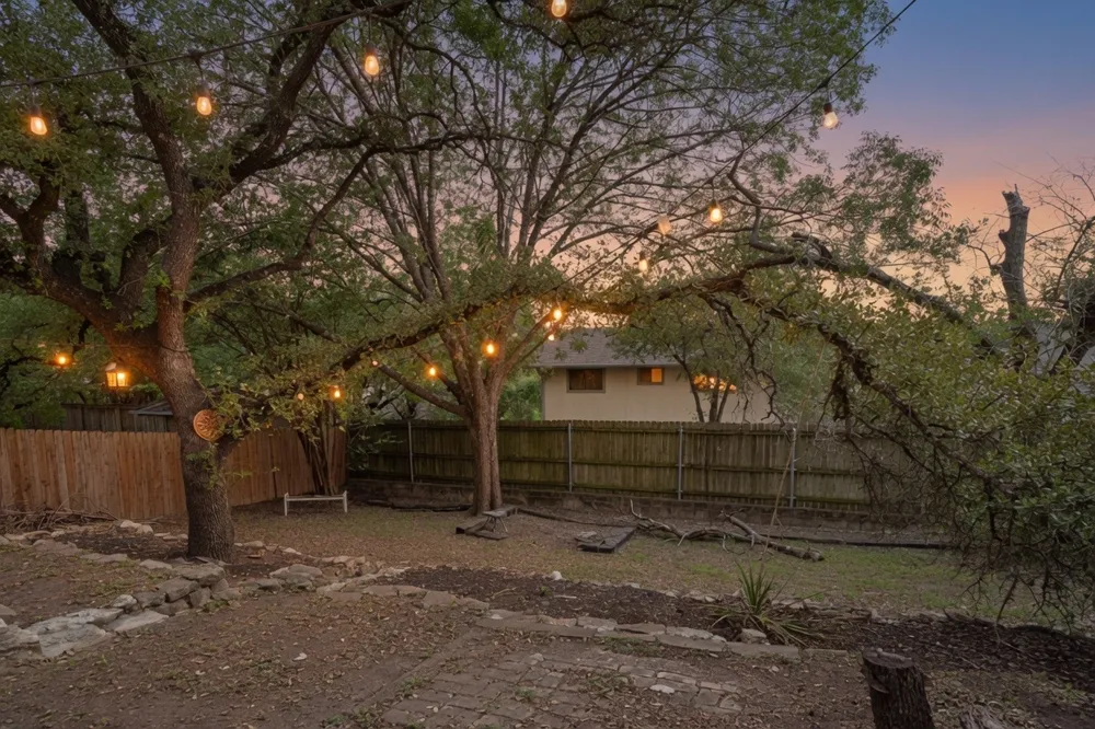 8501 Selway Drive Austin, TX 78736