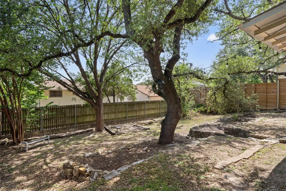 8501 Selway Drive Austin, TX 78736