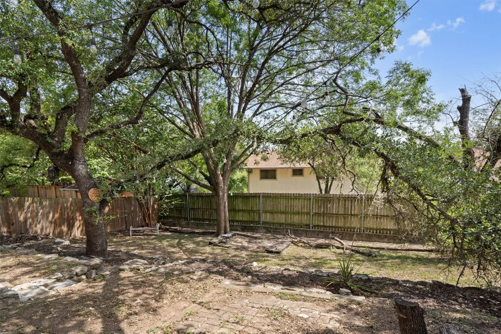 8501 Selway Drive Austin, TX 78736