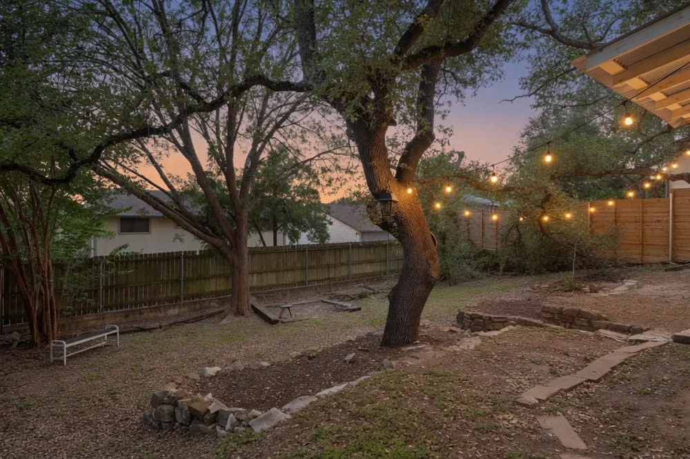 8501 Selway Drive Austin, TX 78736