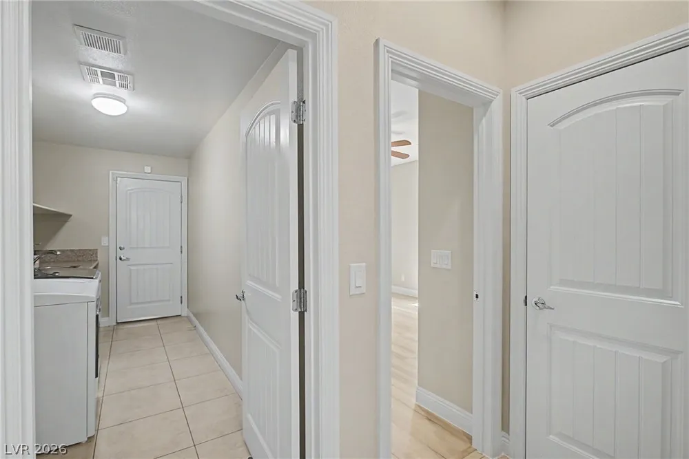 9589 Greensburg Avenue Las Vegas, NV 89178