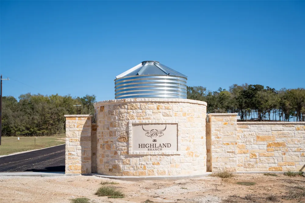 408 Cresent Bend Bend Cameron, TX 76520