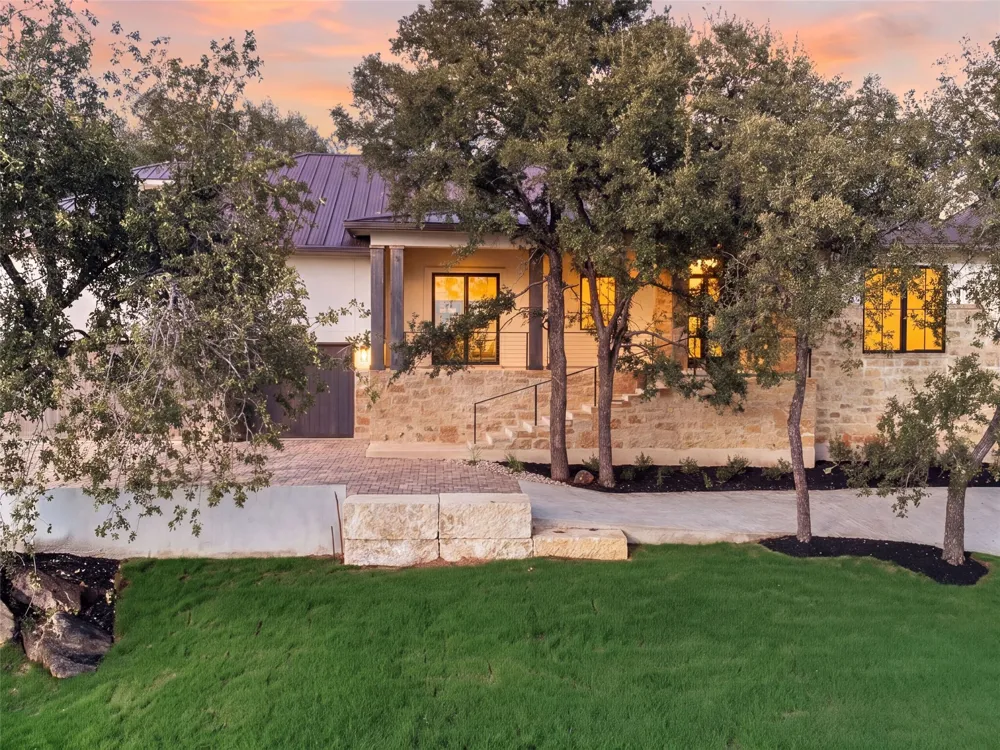 1317 Cats Eye Horseshoe Bay, TX 78657