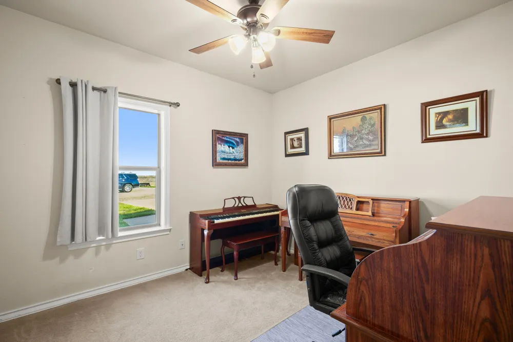 19700 Engelmann Lane Manor, TX 78653