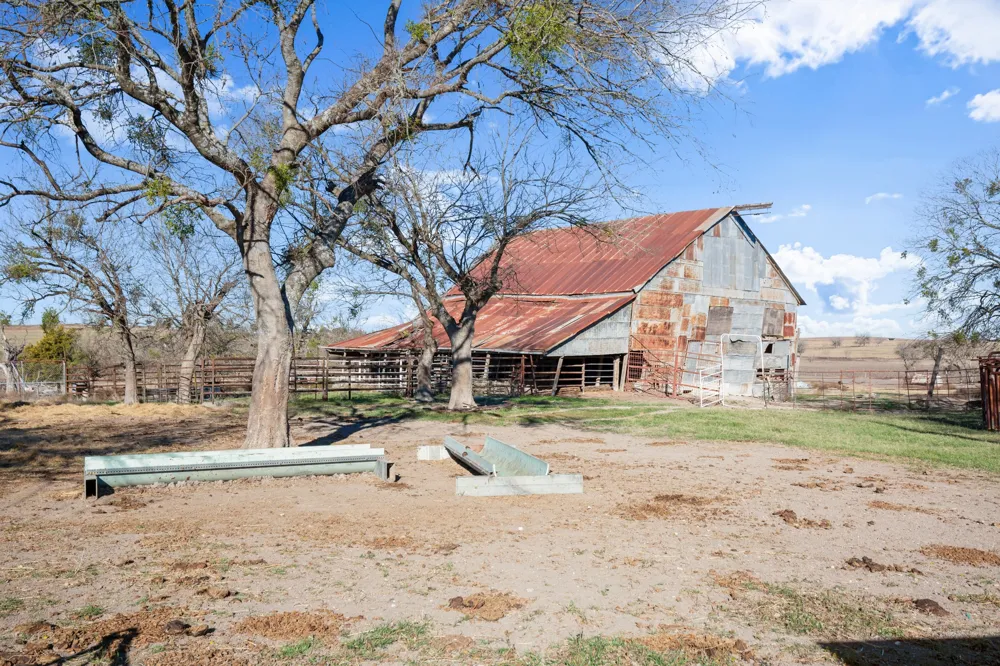 19700 Engelmann Lane Manor, TX 78653