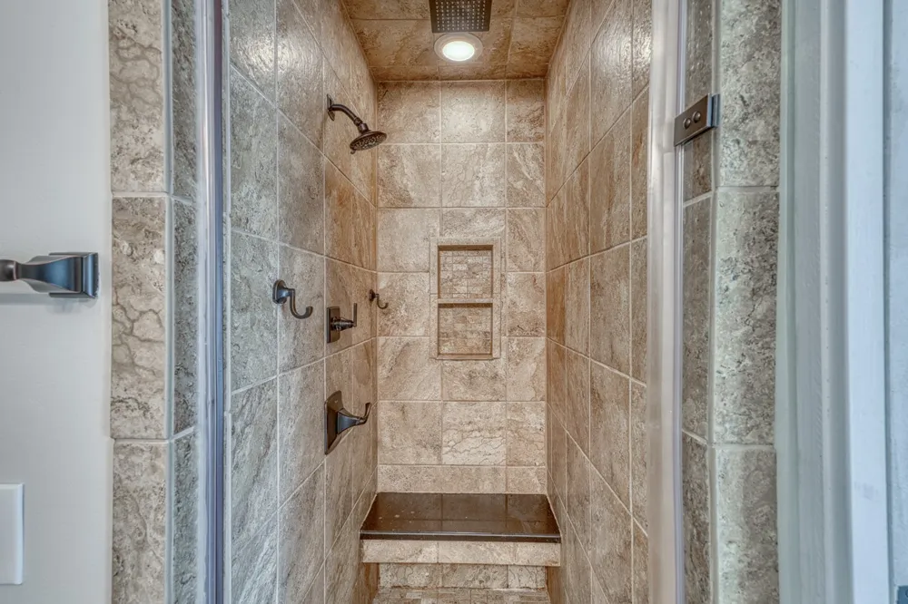 305 Onyx Drive Horseshoe Bay, TX 78657