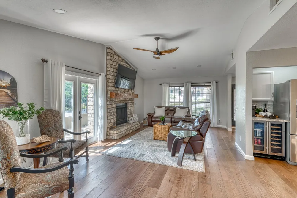 305 Onyx Drive Horseshoe Bay, TX 78657