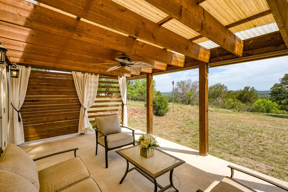 305 Onyx Drive Horseshoe Bay, TX 78657