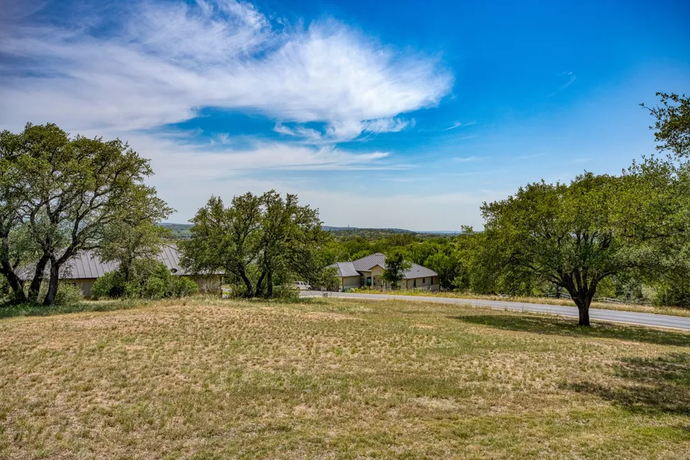 305 Onyx Drive Horseshoe Bay, TX 78657