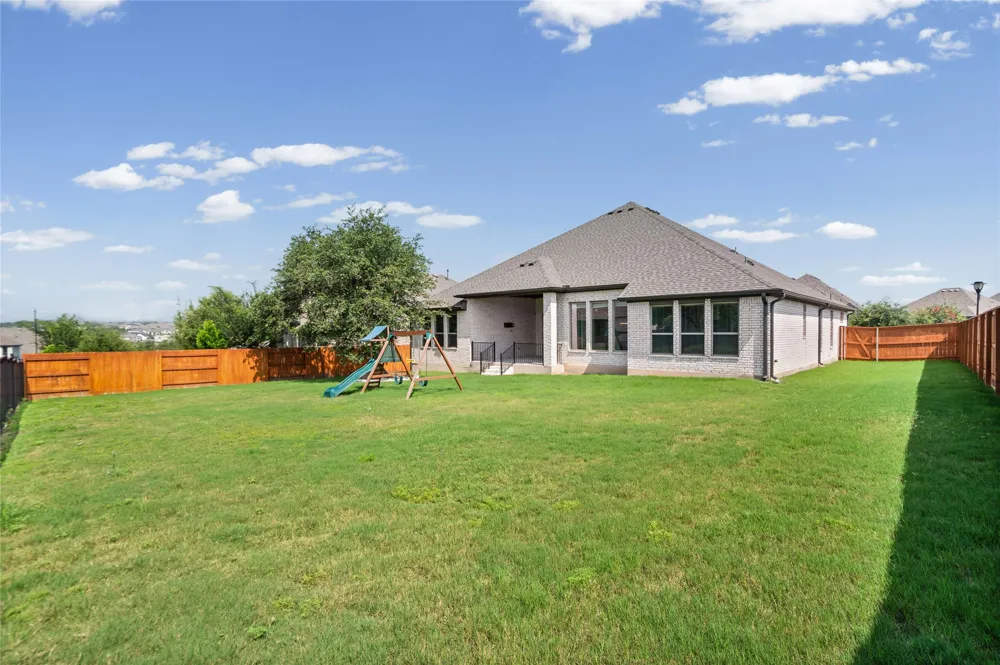 1336 Academy Oaks Drive San Marcos, TX 78666