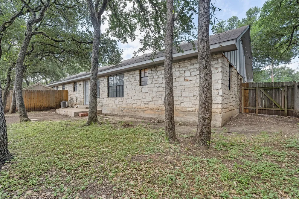3801 Foust Trail #A Georgetown, TX 78628