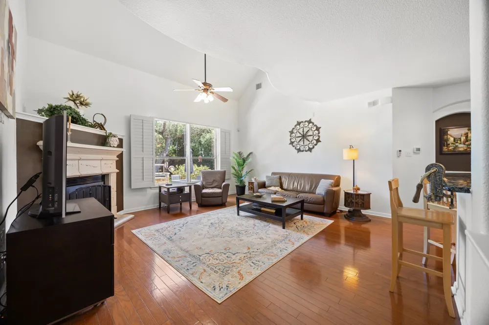 402 Bufflehead Lane Cedar Park, TX 78613