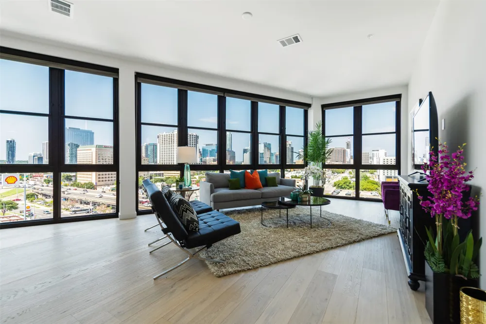 800 Embassy Drive #525 Austin, TX 78702