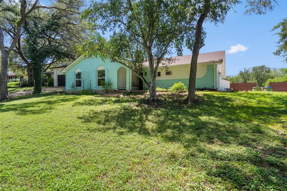 12904 Arroyo Doble Drive Manchaca, TX 78652