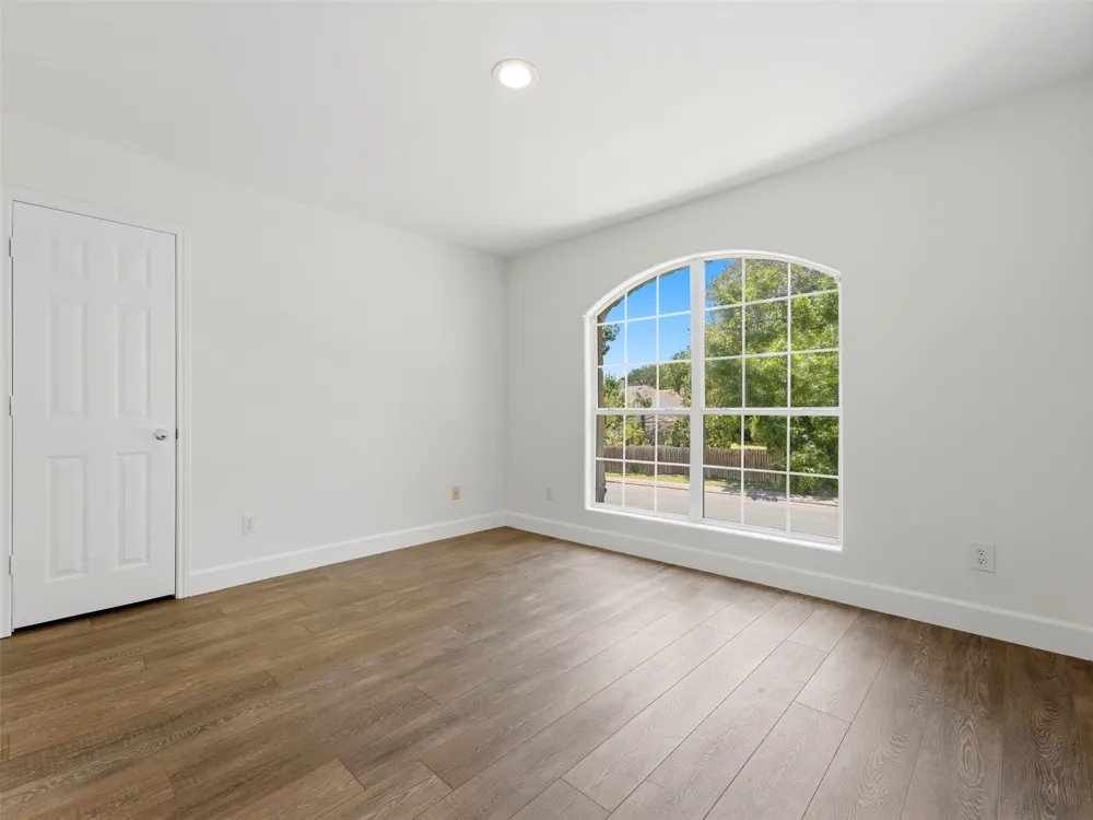 15207 Natural Spring Way Austin, TX 78728