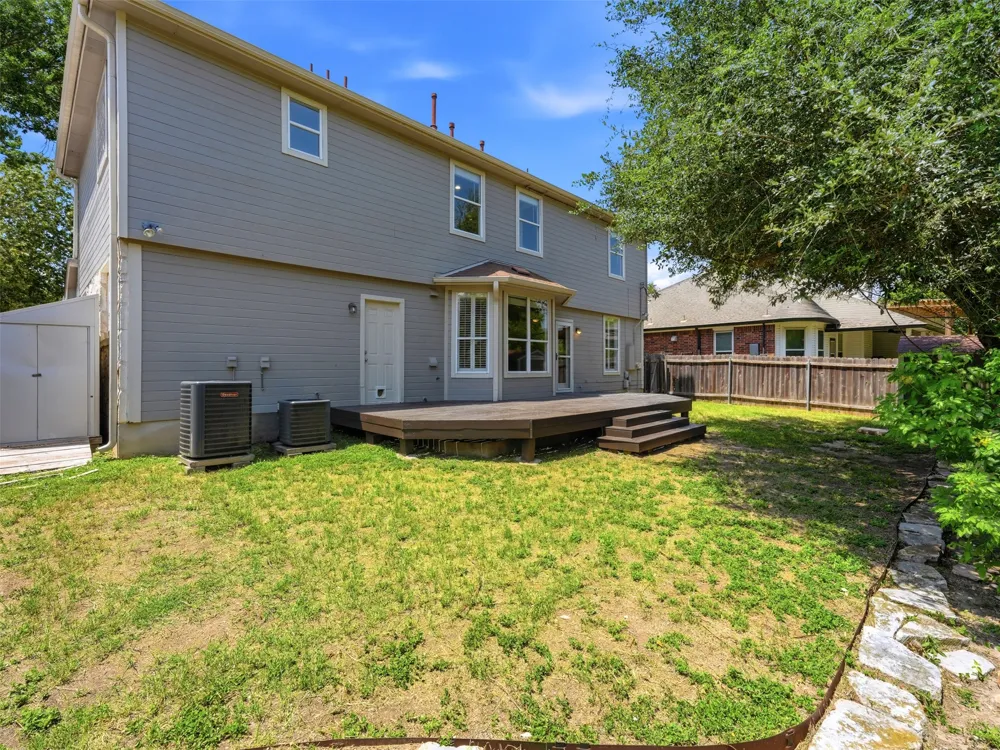 15207 Natural Spring Way Austin, TX 78728