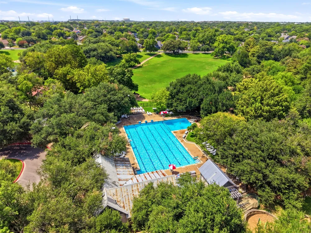 15207 Natural Spring Way Austin, TX 78728