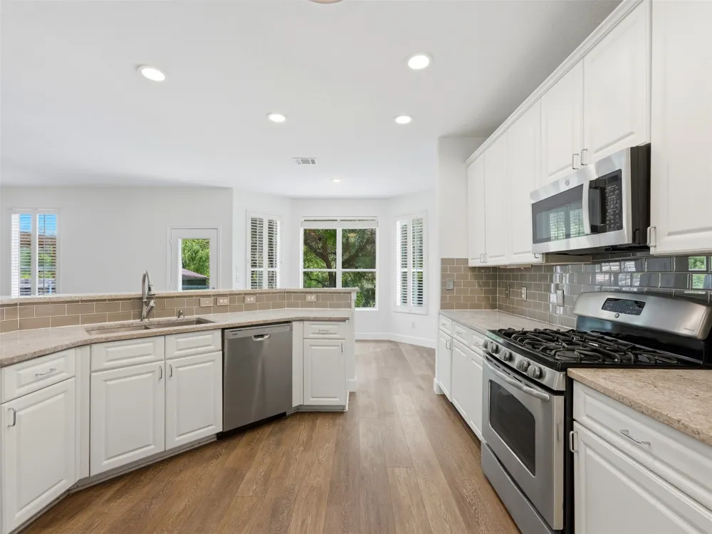15207 Natural Spring Way Austin, TX 78728