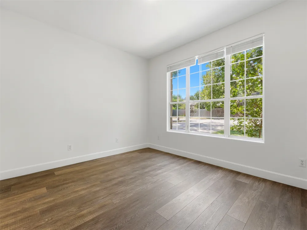 15207 Natural Spring Way Austin, TX 78728