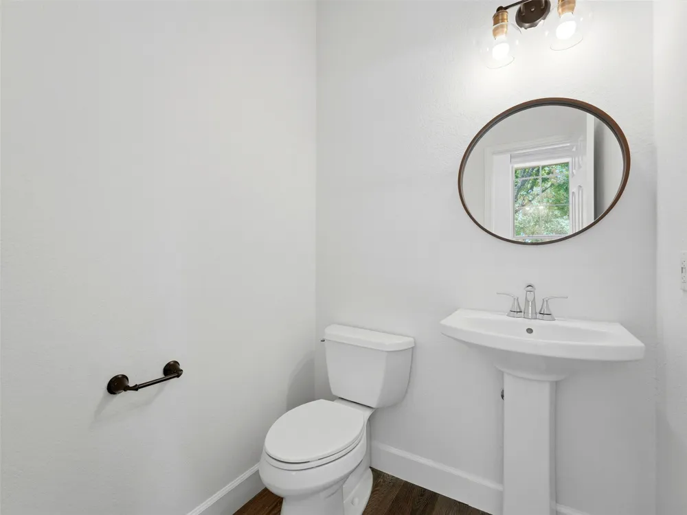 15207 Natural Spring Way Austin, TX 78728