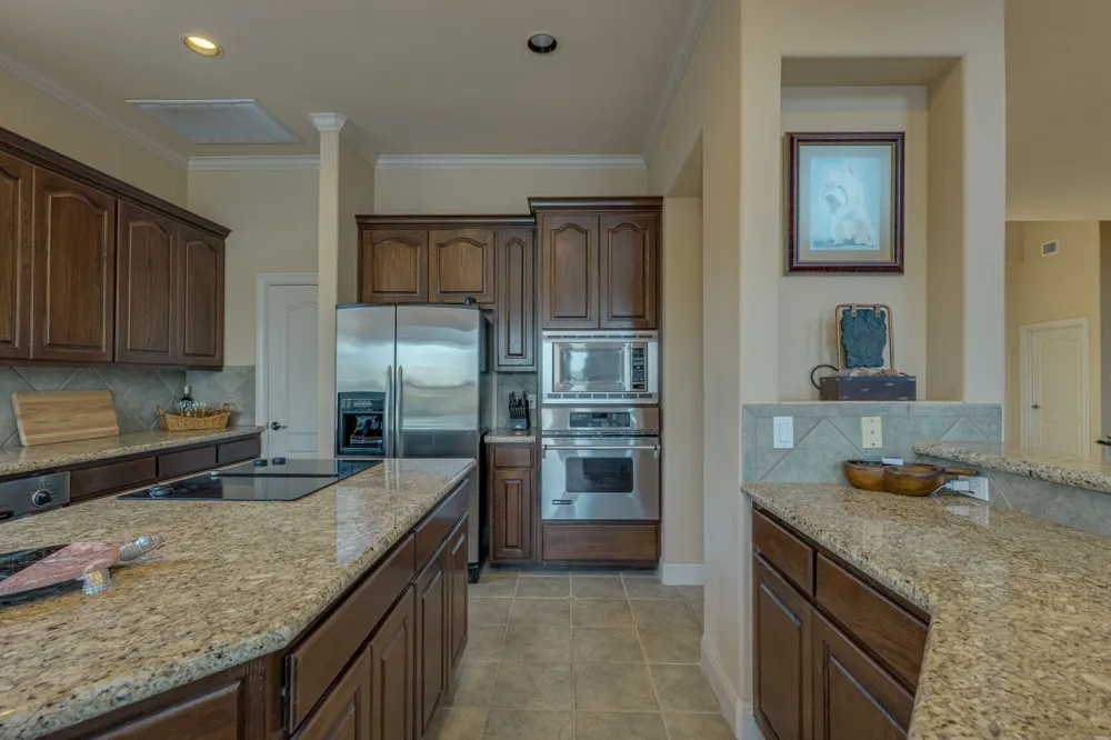 343 Venture Boulevard S Point Venture, TX 78645