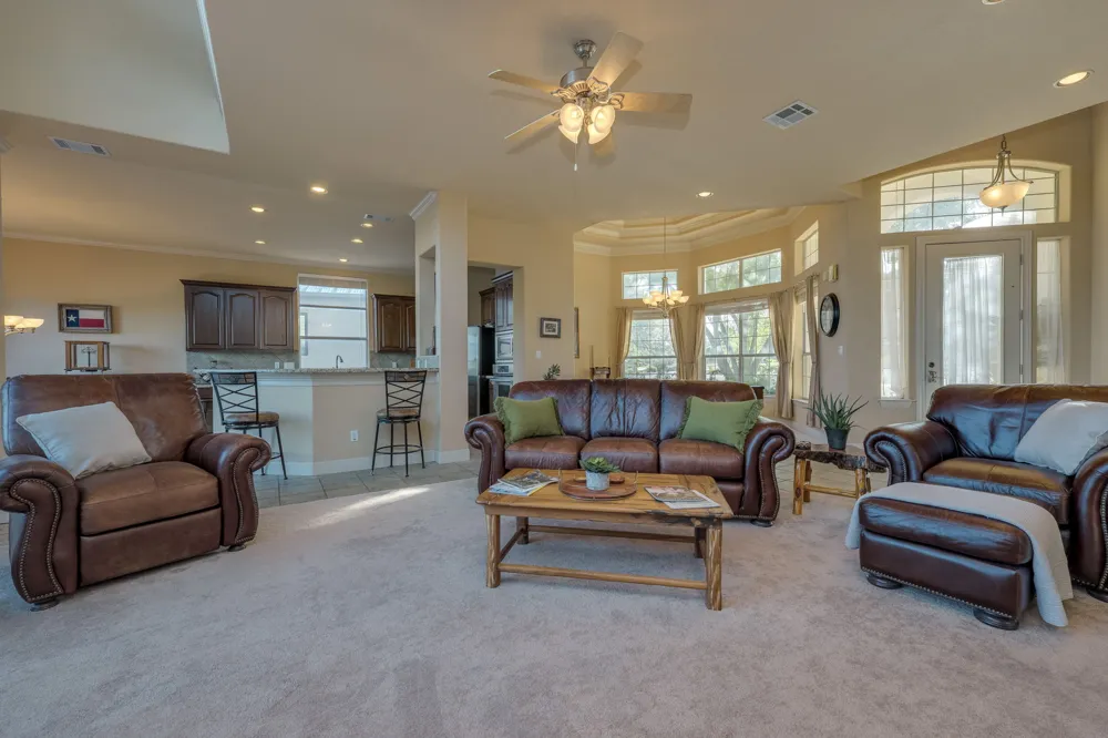 343 Venture Boulevard S Point Venture, TX 78645