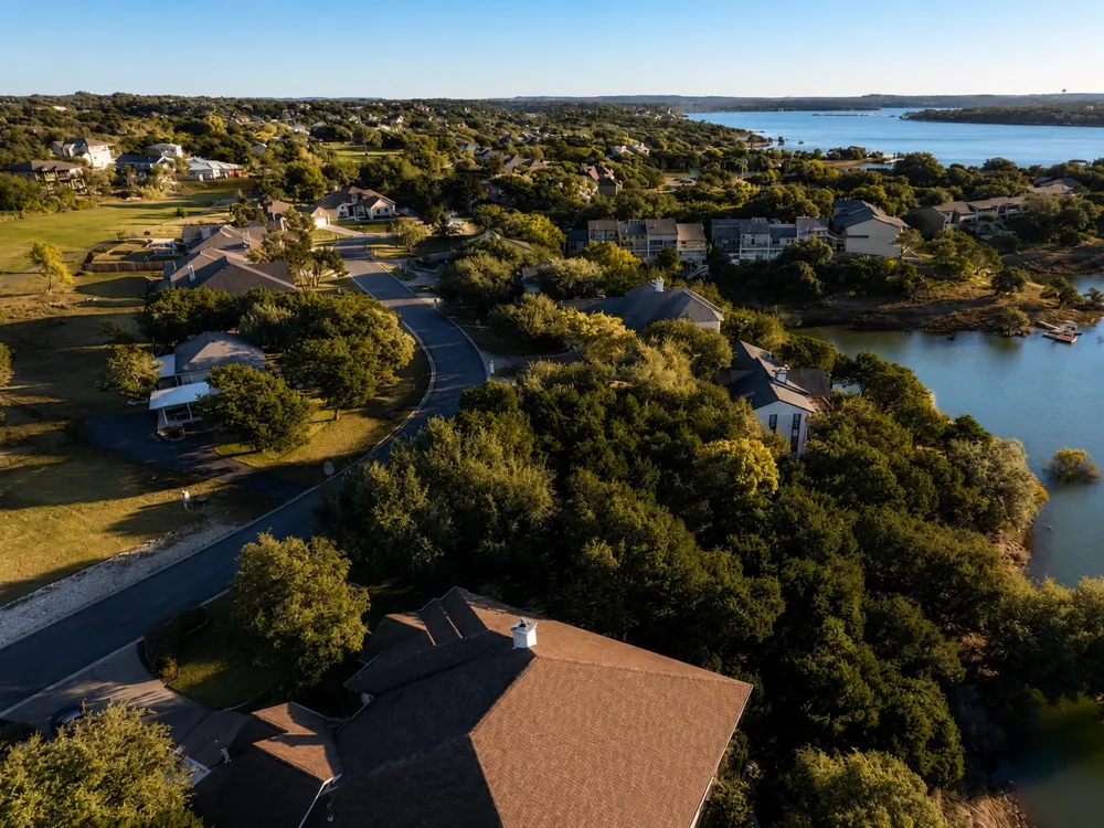 343 Venture Boulevard S Point Venture, TX 78645