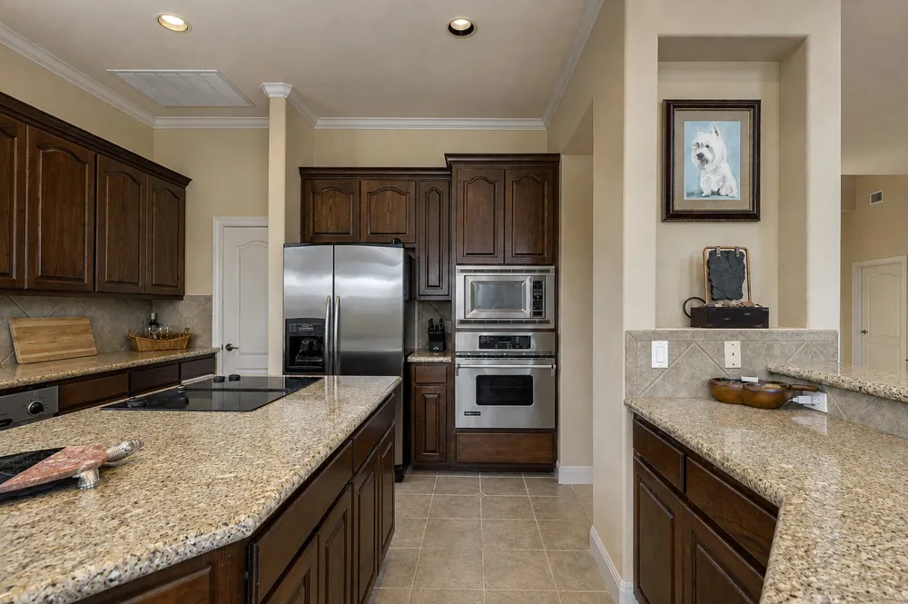 343 Venture Boulevard S Point Venture, TX 78645