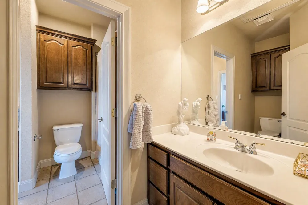 343 Venture Boulevard S Point Venture, TX 78645