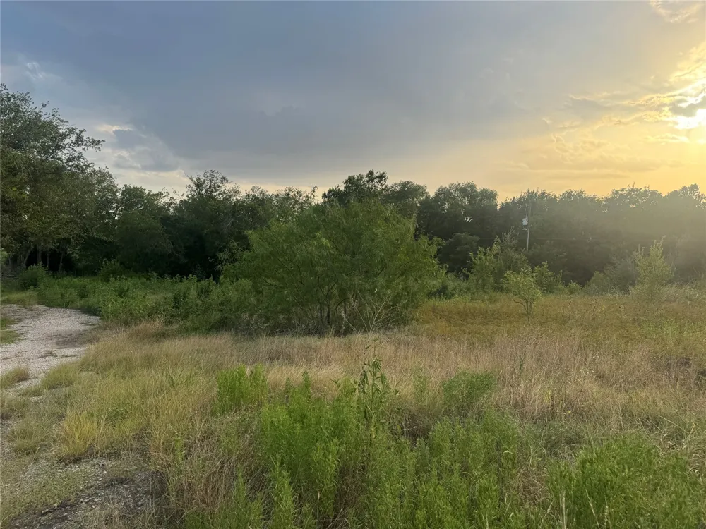 10200 Shively Lane Austin, TX 78747