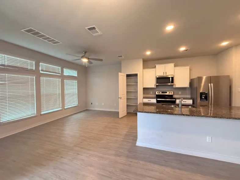 605 W South Street #92 Leander, TX 78641