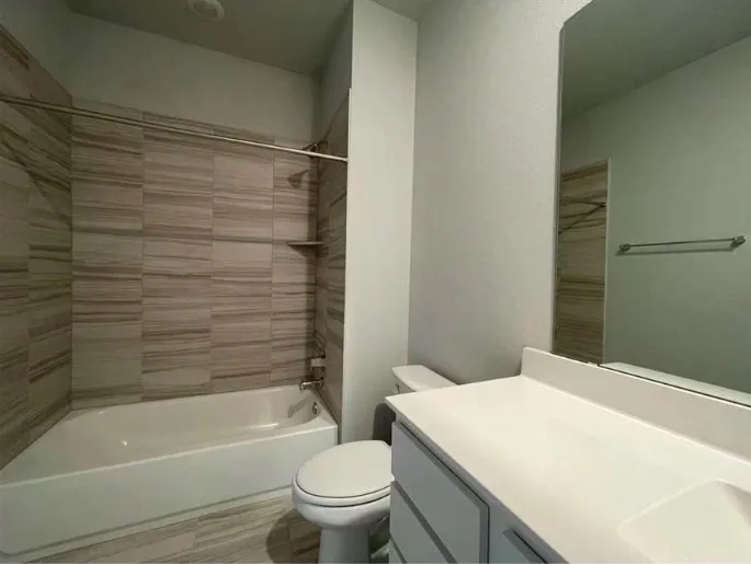 605 W South Street #92 Leander, TX 78641