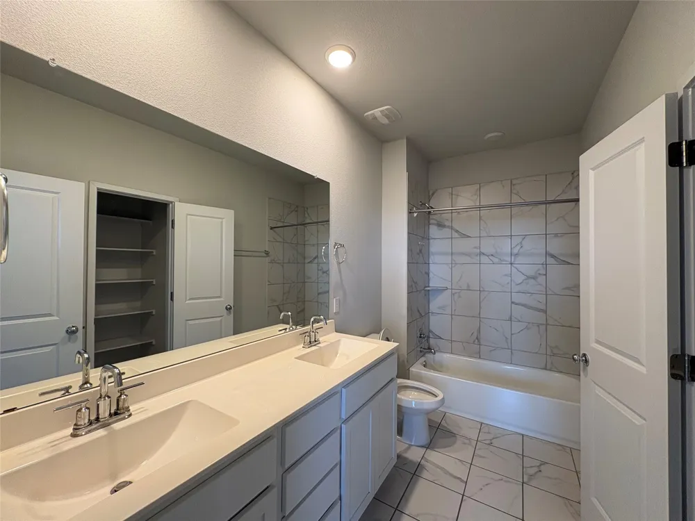 605 W South Street #92 Leander, TX 78641