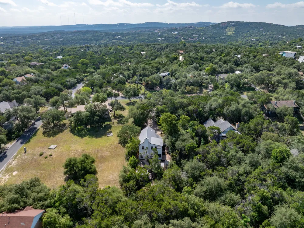 400 Laurelwood Drive Austin, TX 78733