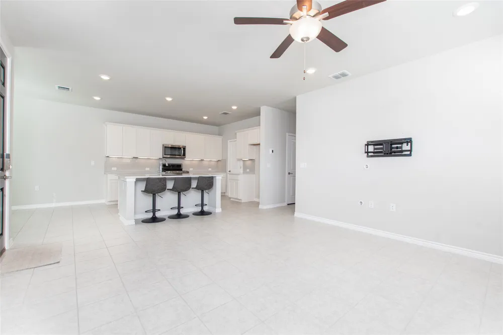 121 Lafitte Drive #101 San Marcos, TX 78666