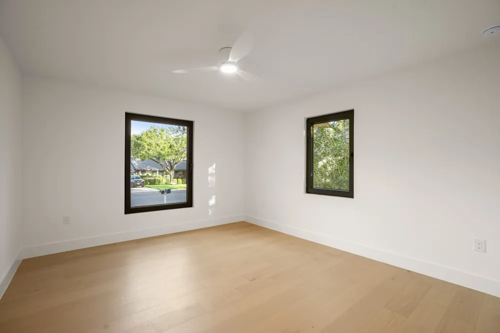 8100 Greenslope Drive Austin, TX 78759