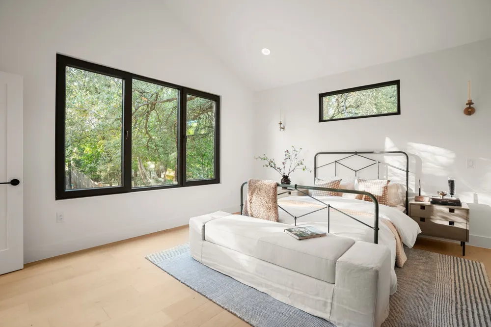 8100 Greenslope Drive Austin, TX 78759