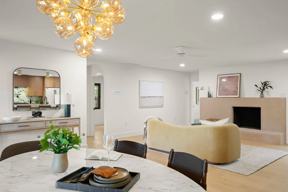 8100 Greenslope Drive Austin, TX 78759