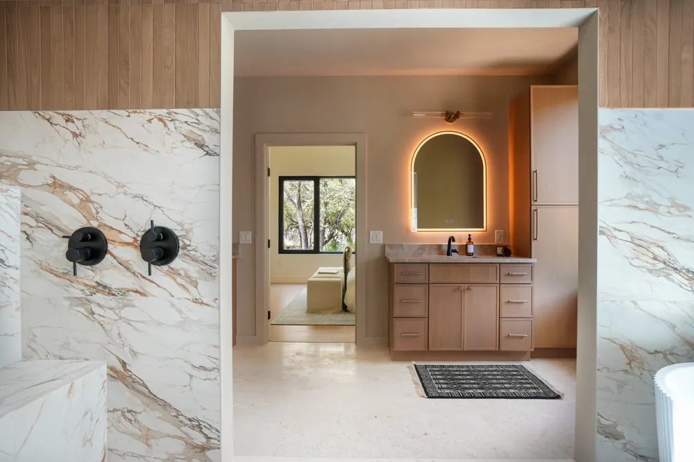 8100 Greenslope Drive Austin, TX 78759
