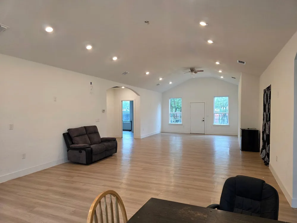 134 Plumeria Drive Dale, TX 78616